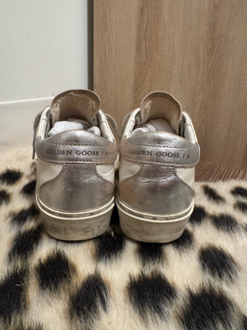 Golden Goose Superstar Sneakers with Pink Glitter Star - Picture 5 of 7